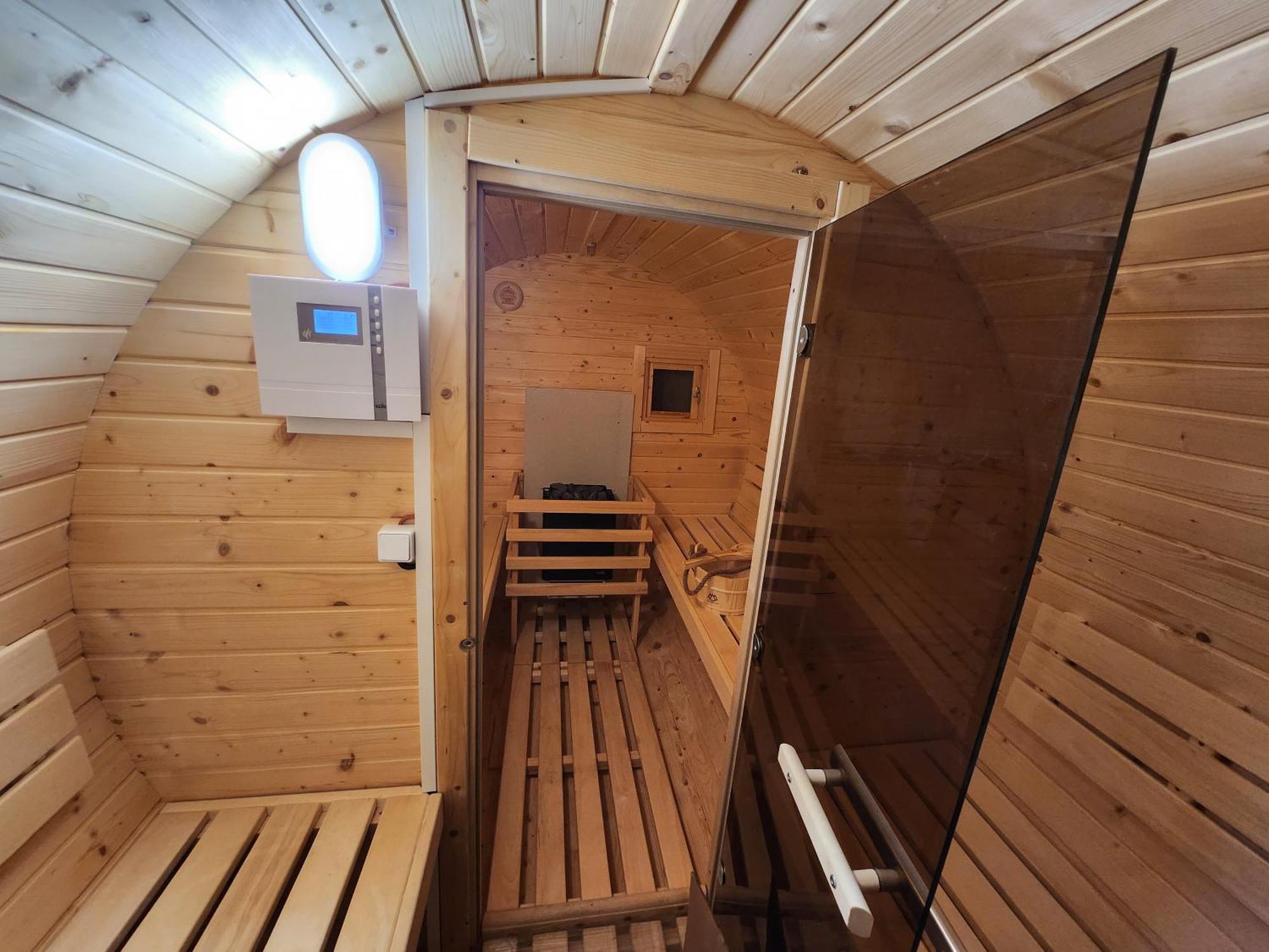 Haus Strandkoerv Mit Fass-Sauna Loddin Εξωτερικό φωτογραφία