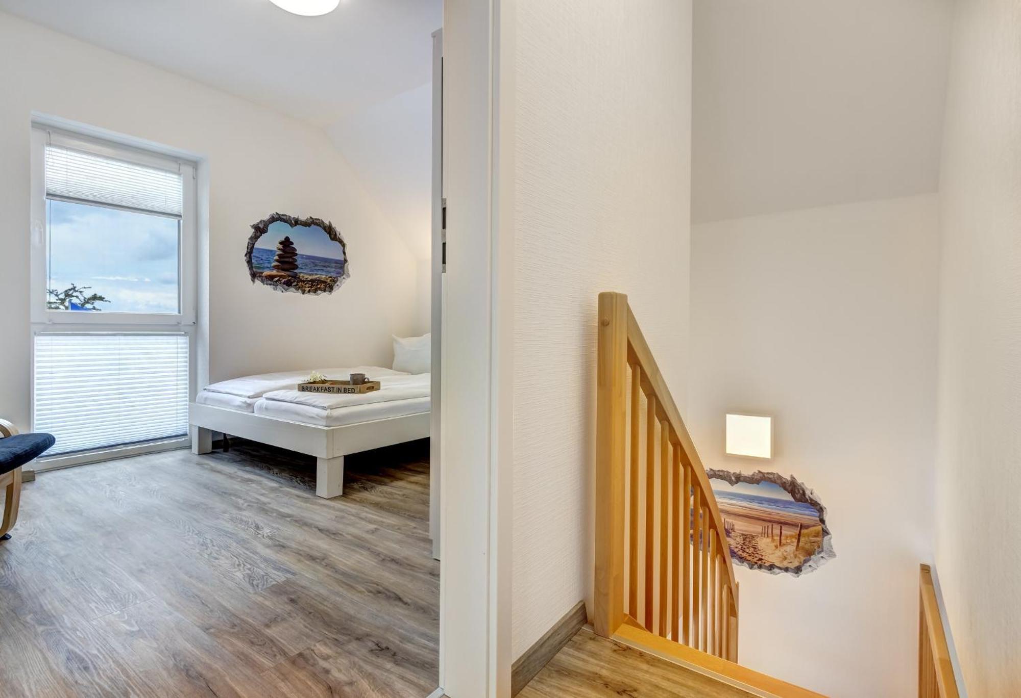 Haus Strandkoerv Mit Fass-Sauna Loddin Εξωτερικό φωτογραφία