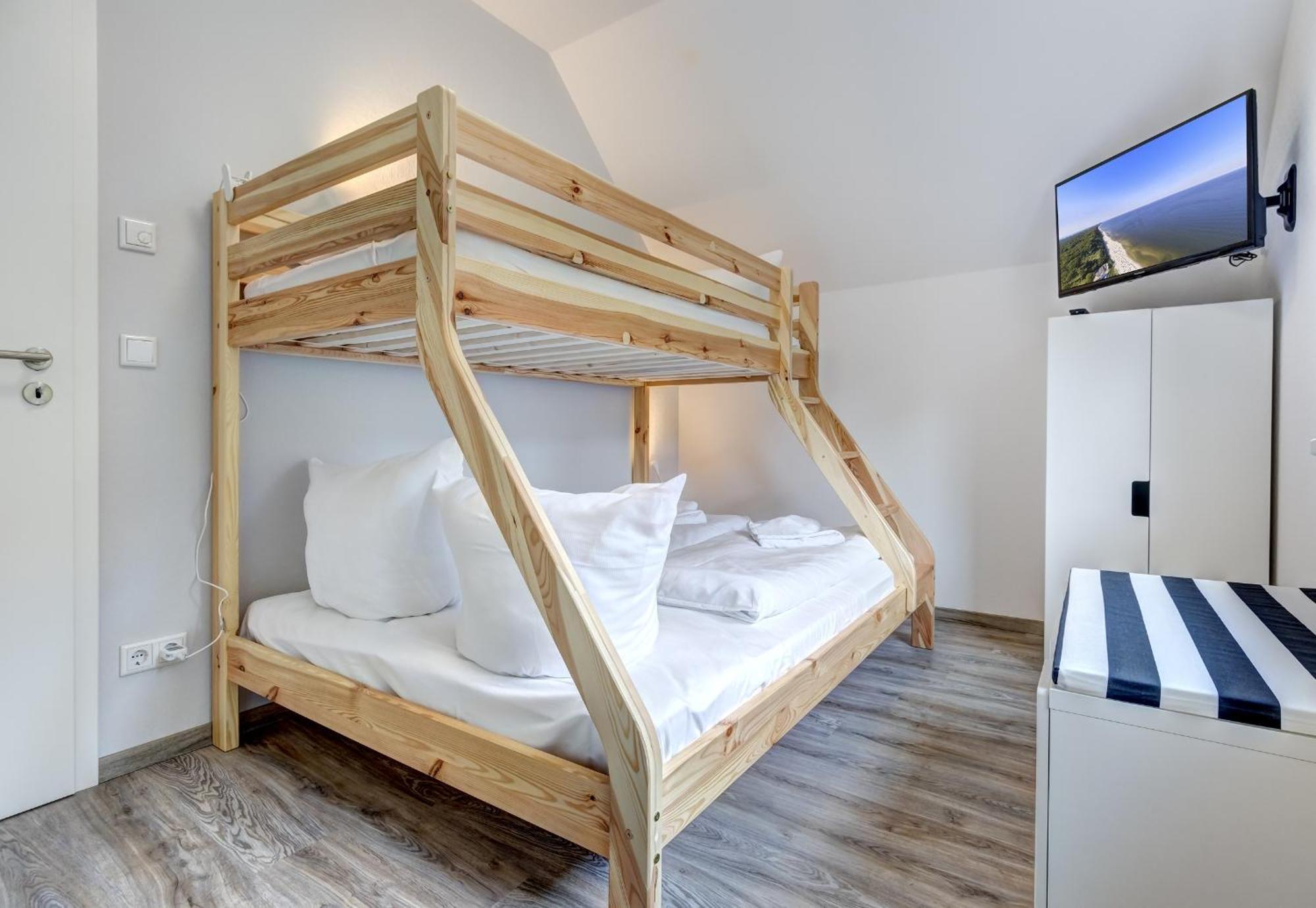 Haus Strandkoerv Mit Fass-Sauna Loddin Εξωτερικό φωτογραφία